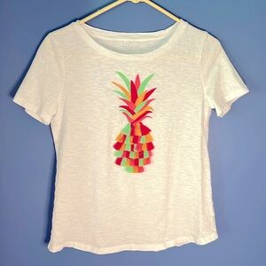 Talbots Pineapple embroidered tee shirt white 100% cotton, with 3d tassel design